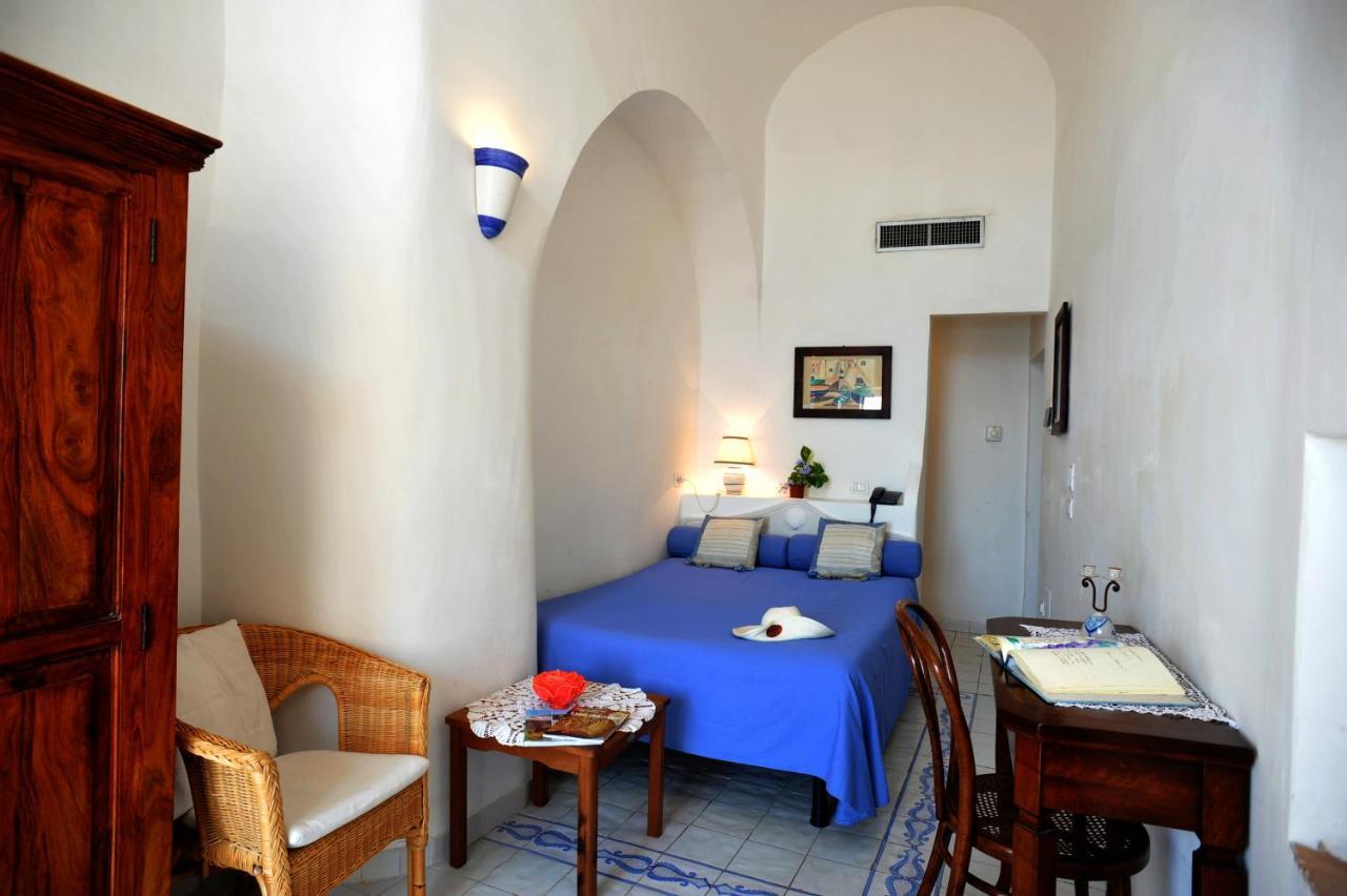 Hotel La Casa Sul Mare Procida Exterior foto