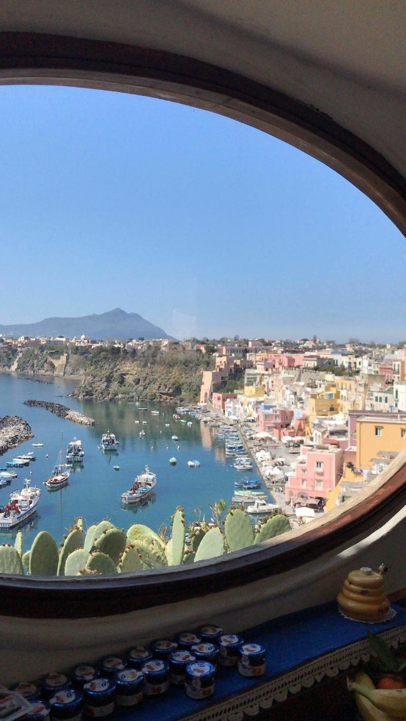 Hotel La Casa Sul Mare Procida Exterior foto