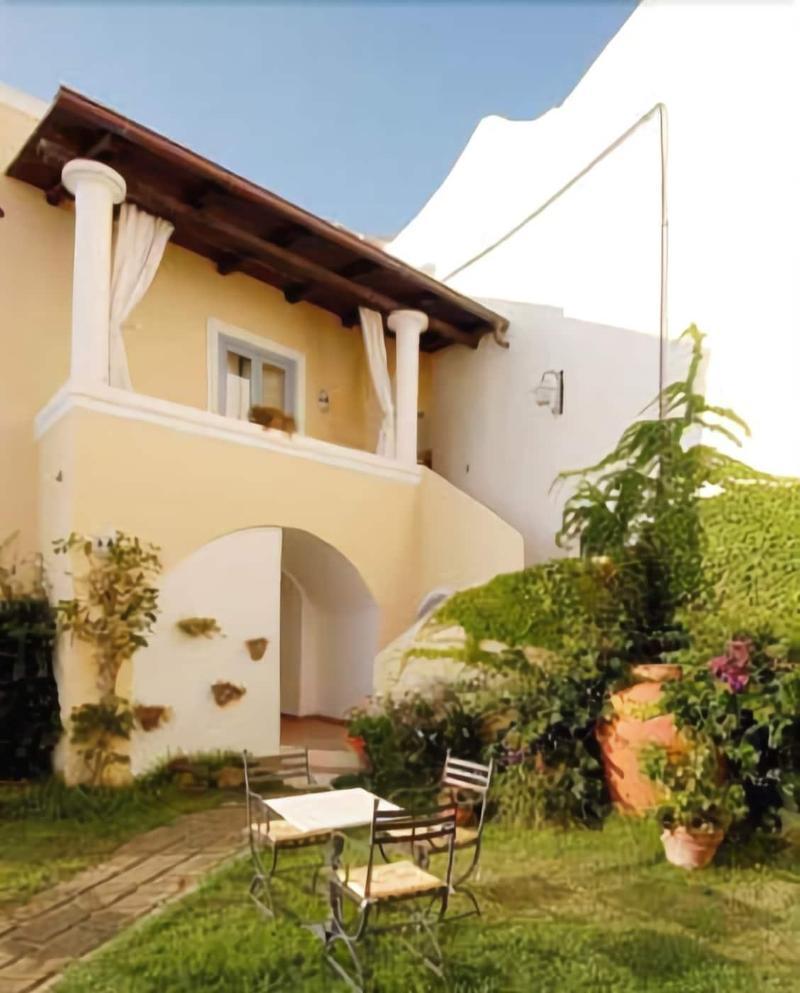 Hotel La Casa Sul Mare Procida Exterior foto
