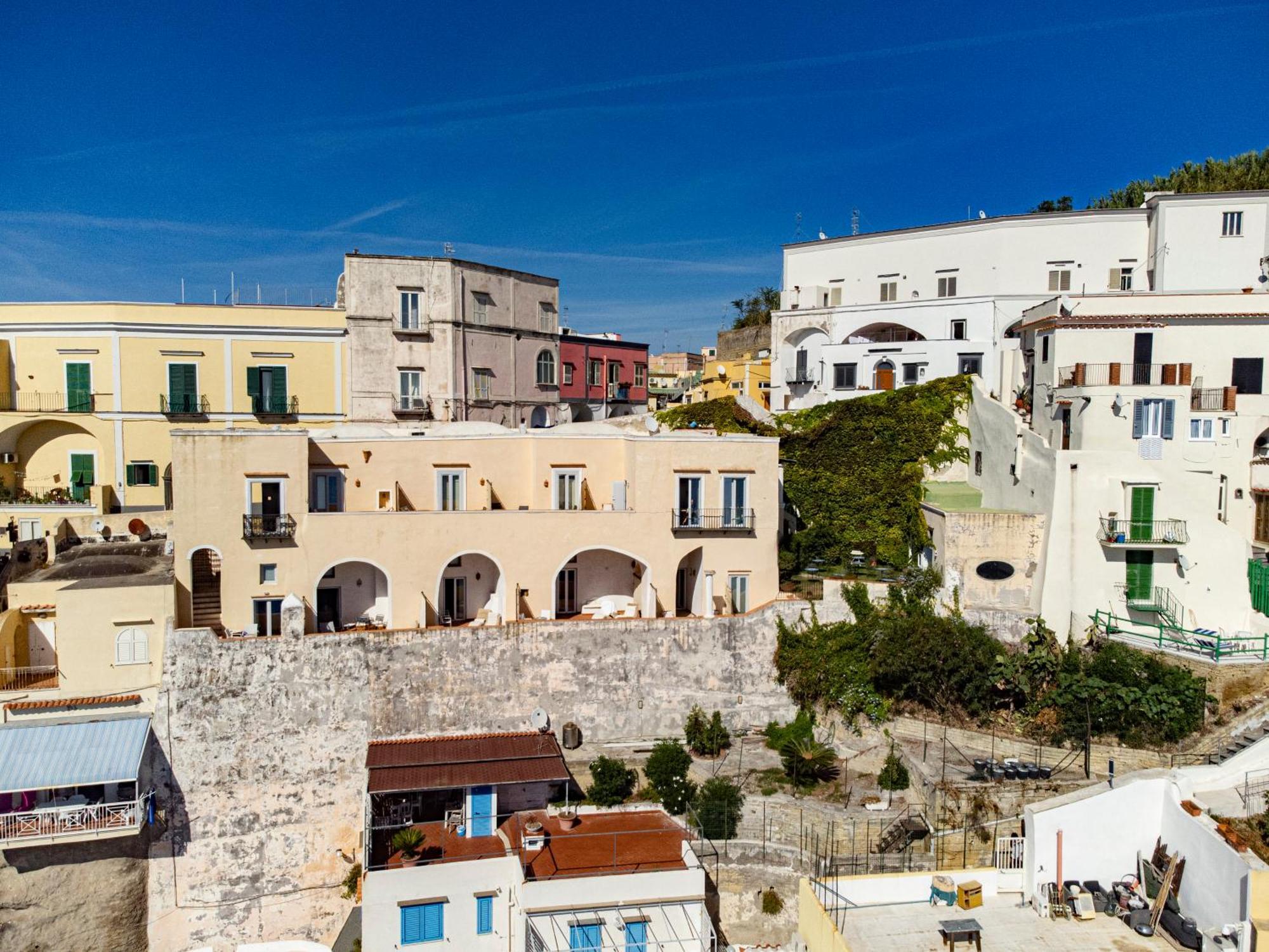 Hotel La Casa Sul Mare Procida Exterior foto