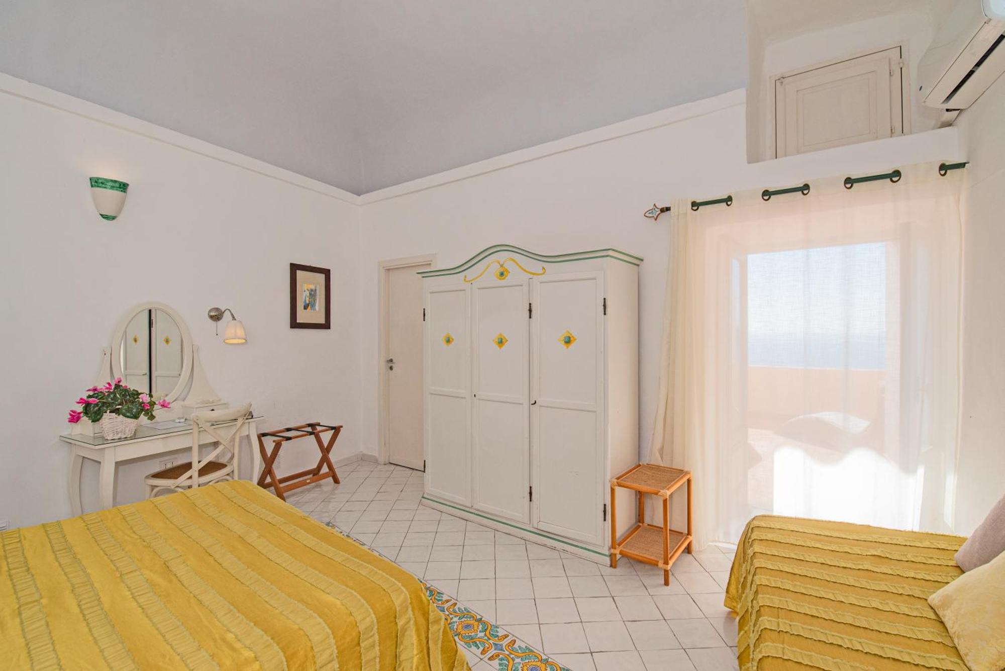 Hotel La Casa Sul Mare Procida Exterior foto