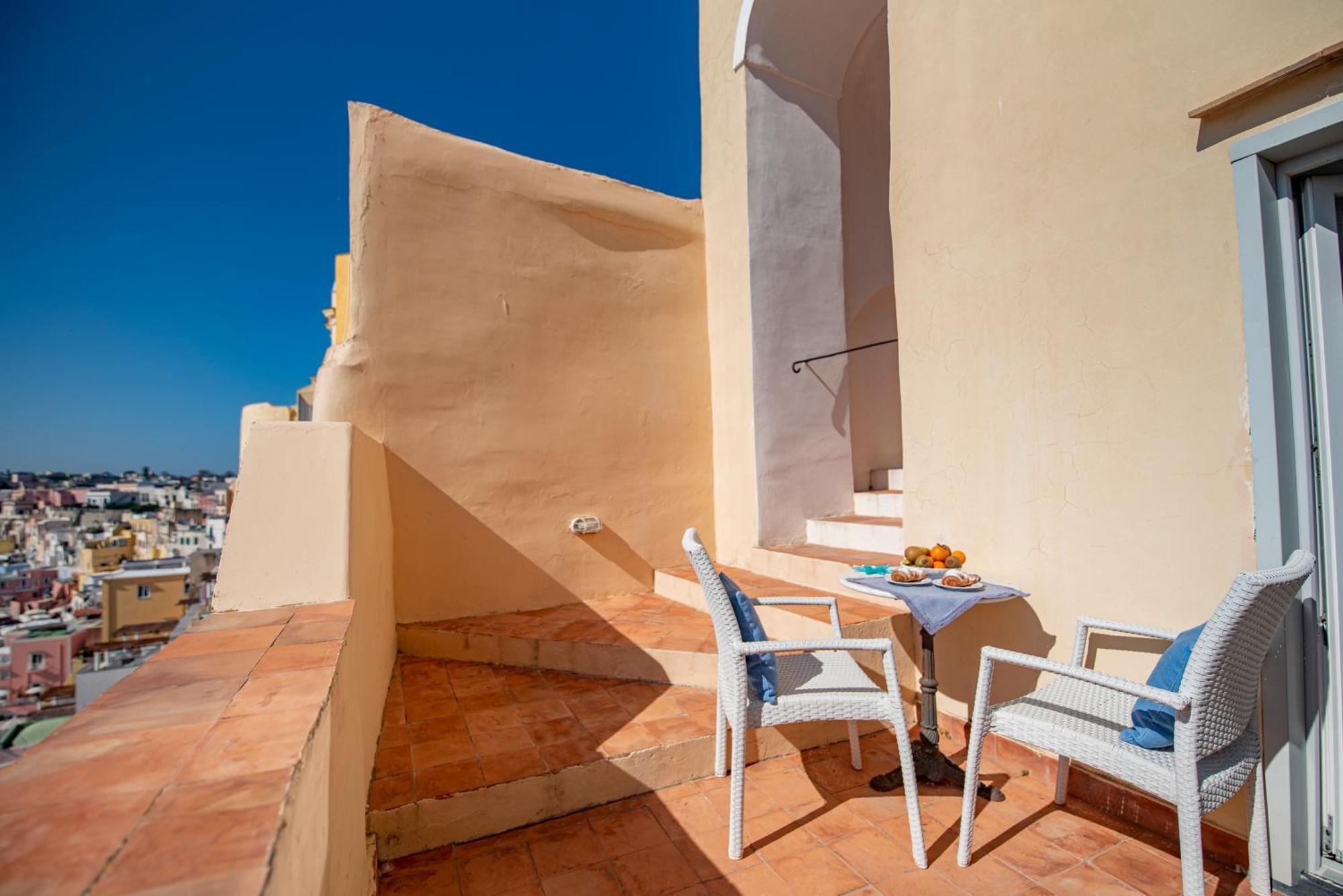 Hotel La Casa Sul Mare Procida Exterior foto
