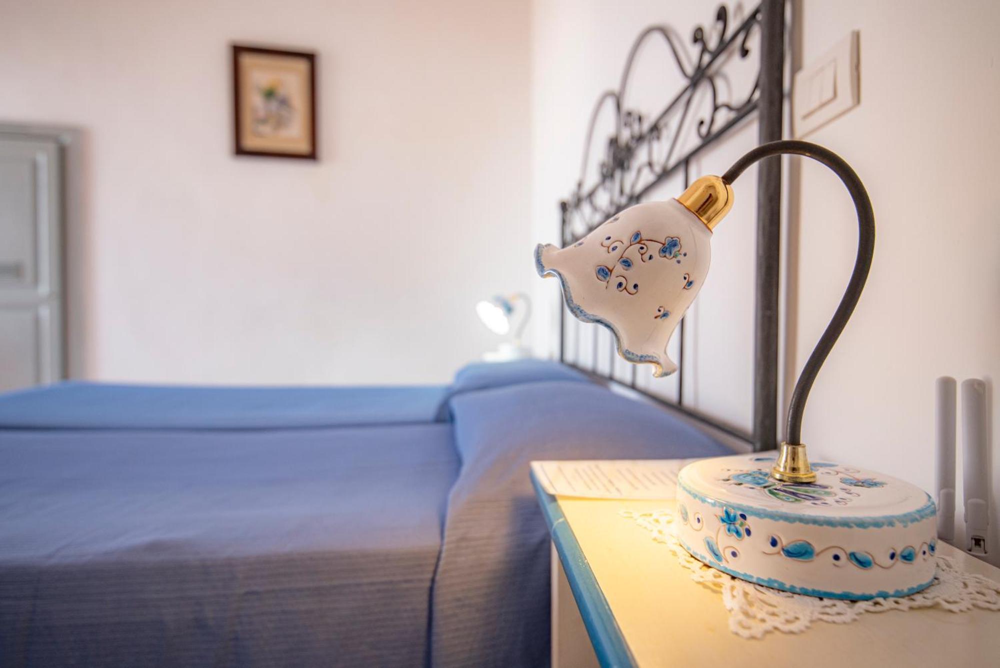Hotel La Casa Sul Mare Procida Exterior foto