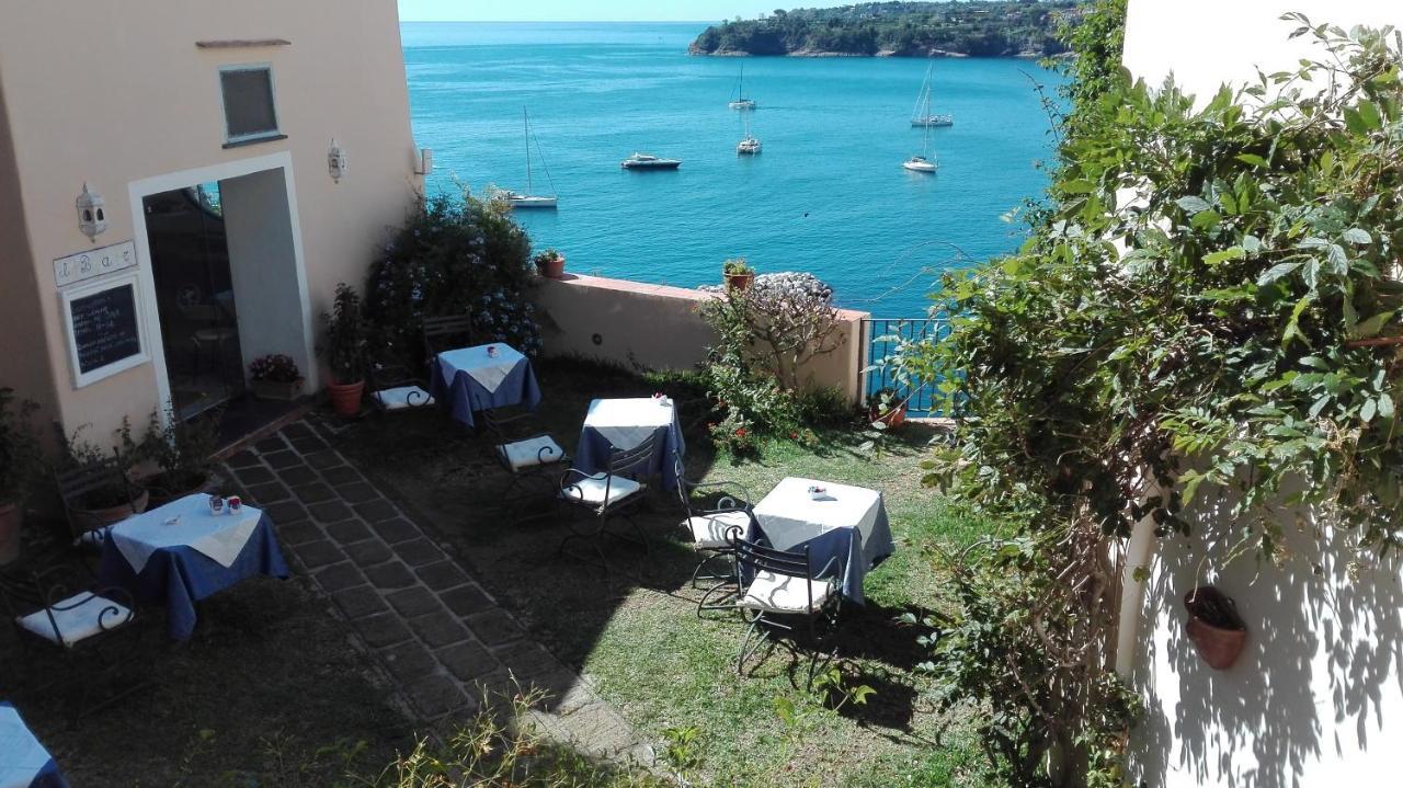 Hotel La Casa Sul Mare Procida Exterior foto